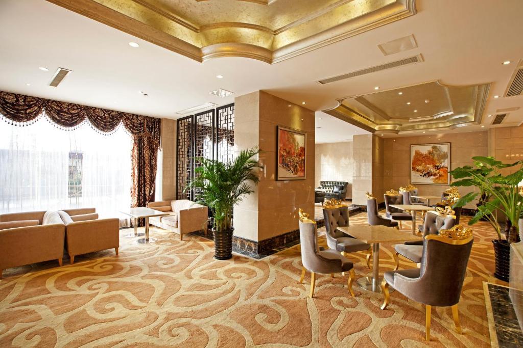 Friend Hotel Shanghai Bagian luar foto