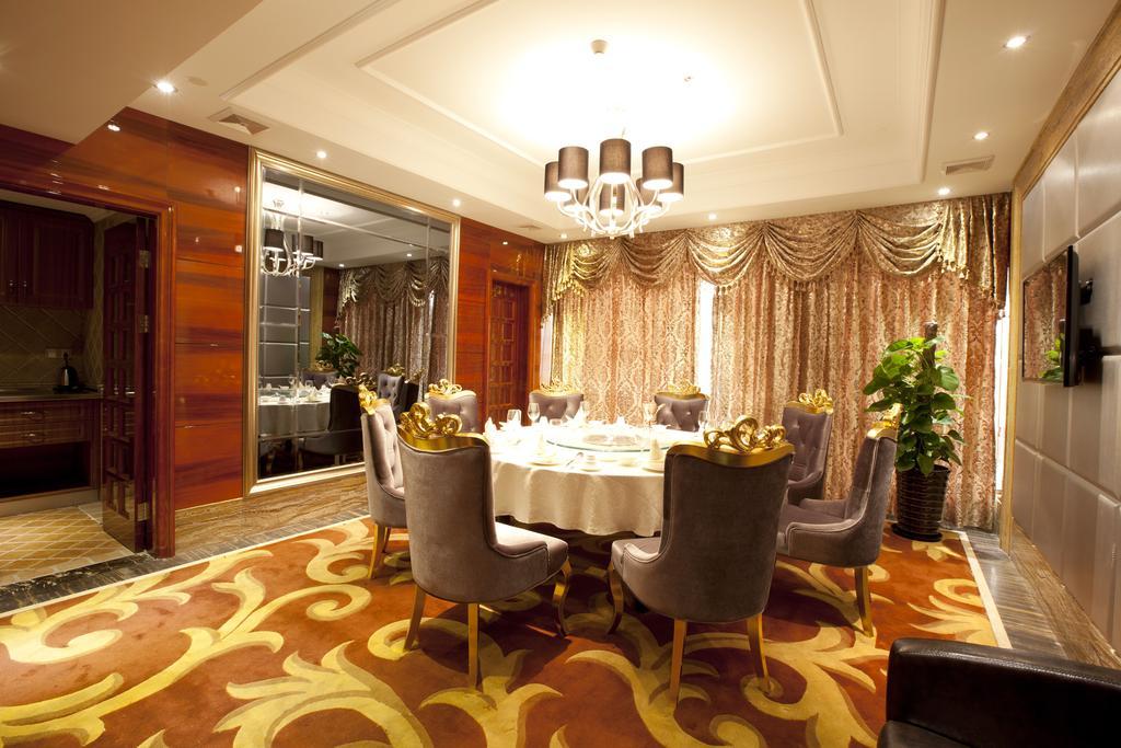 Friend Hotel Shanghai Bagian luar foto