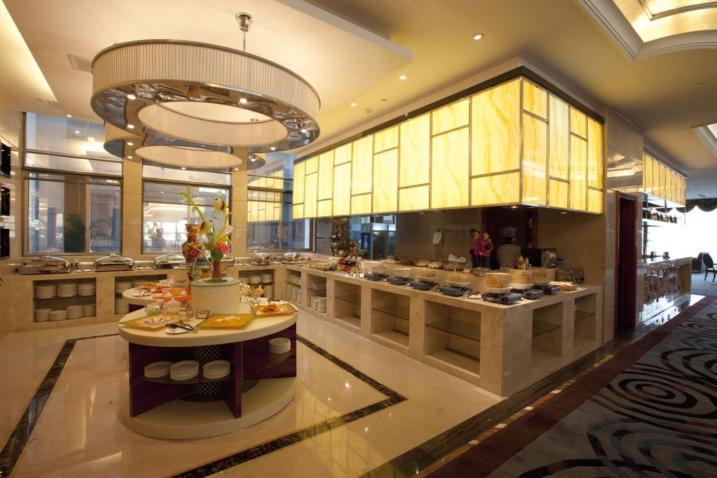 Friend Hotel Shanghai Bagian luar foto